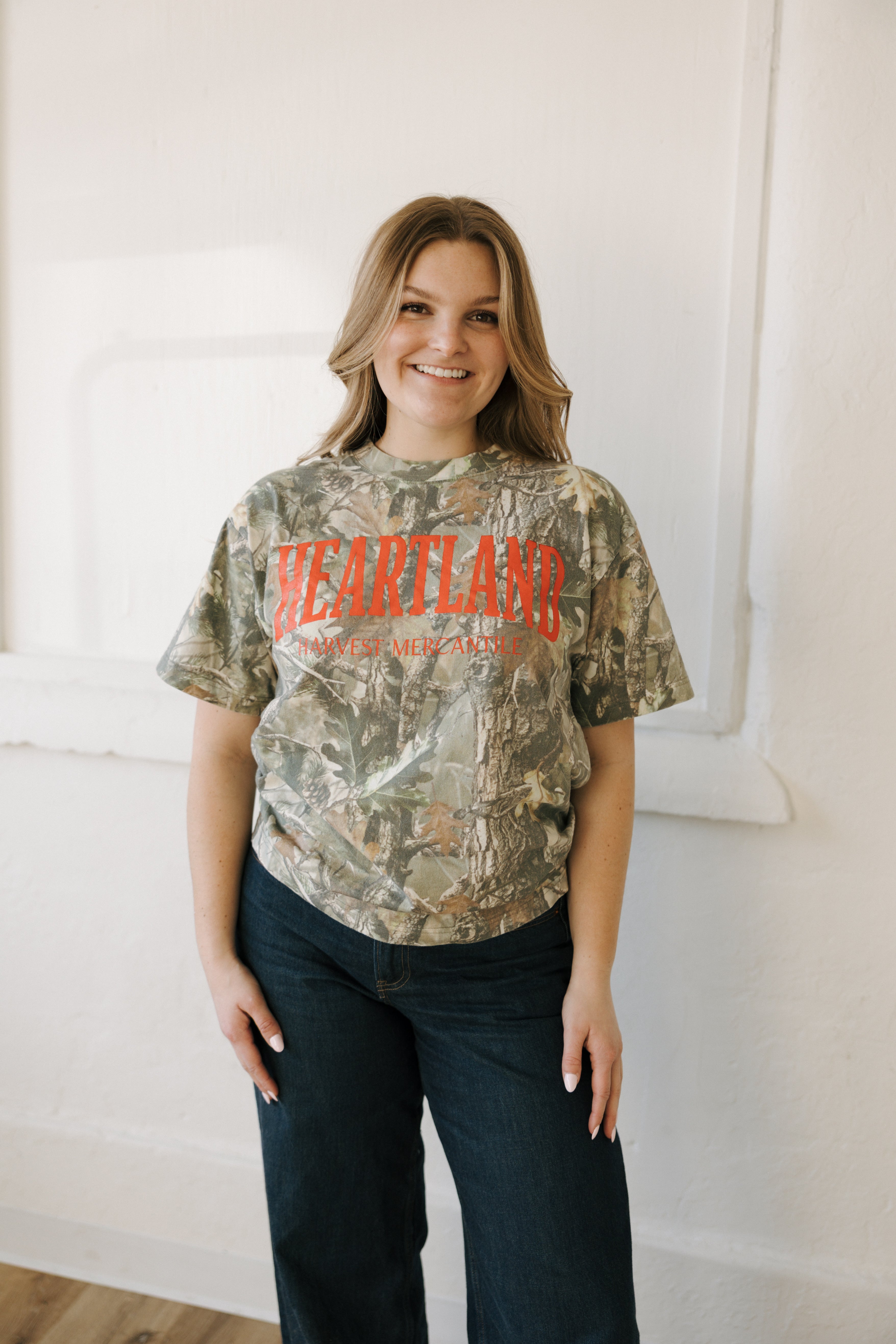 CAMO HEARTLAND TEE
