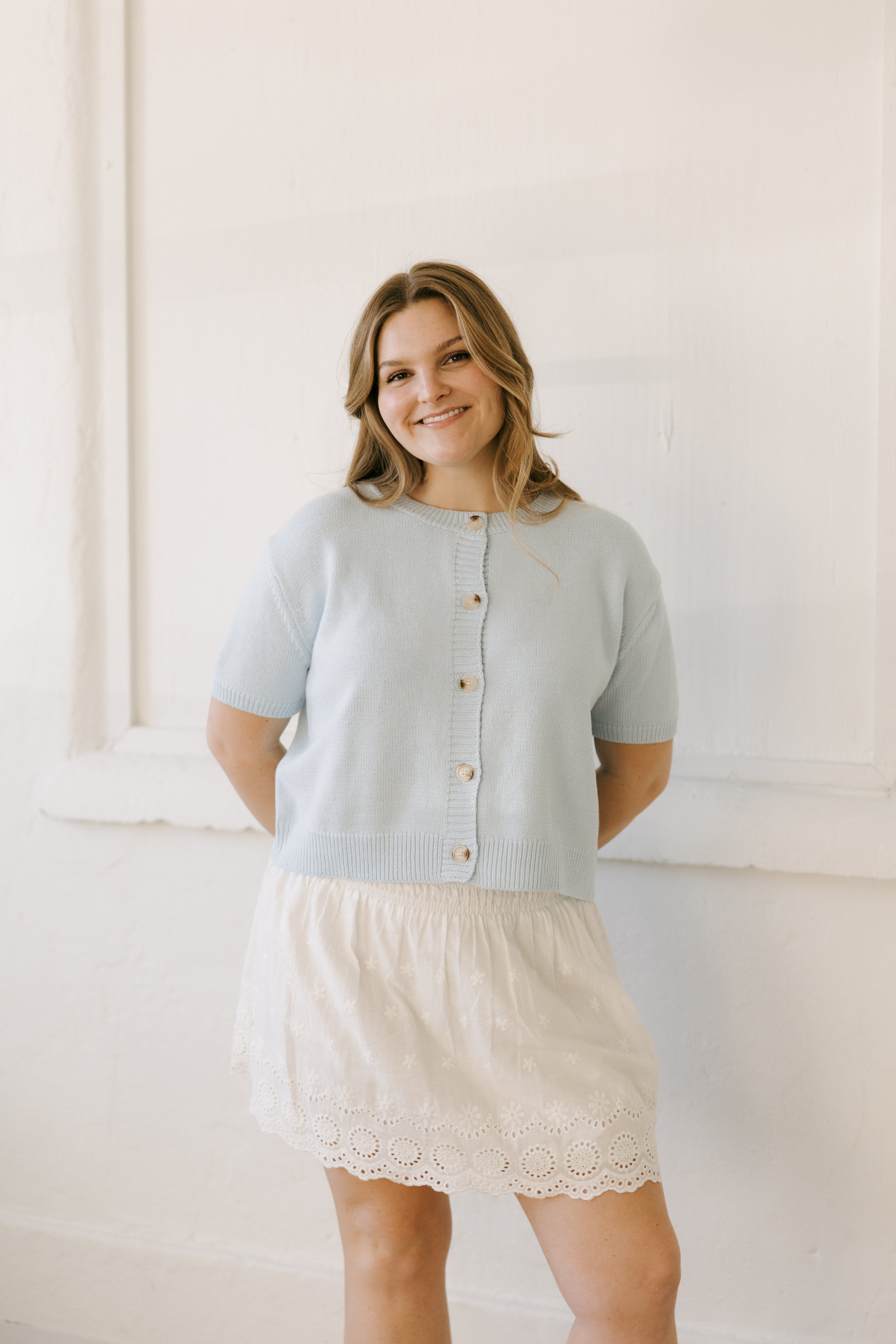 SHORT SLEEVE SWEATER CARDIGAN