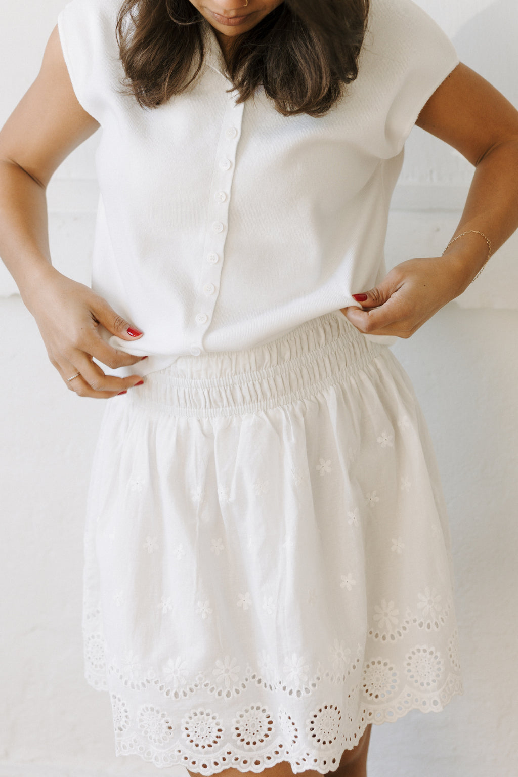 EYELET RUFFLE SKIRT