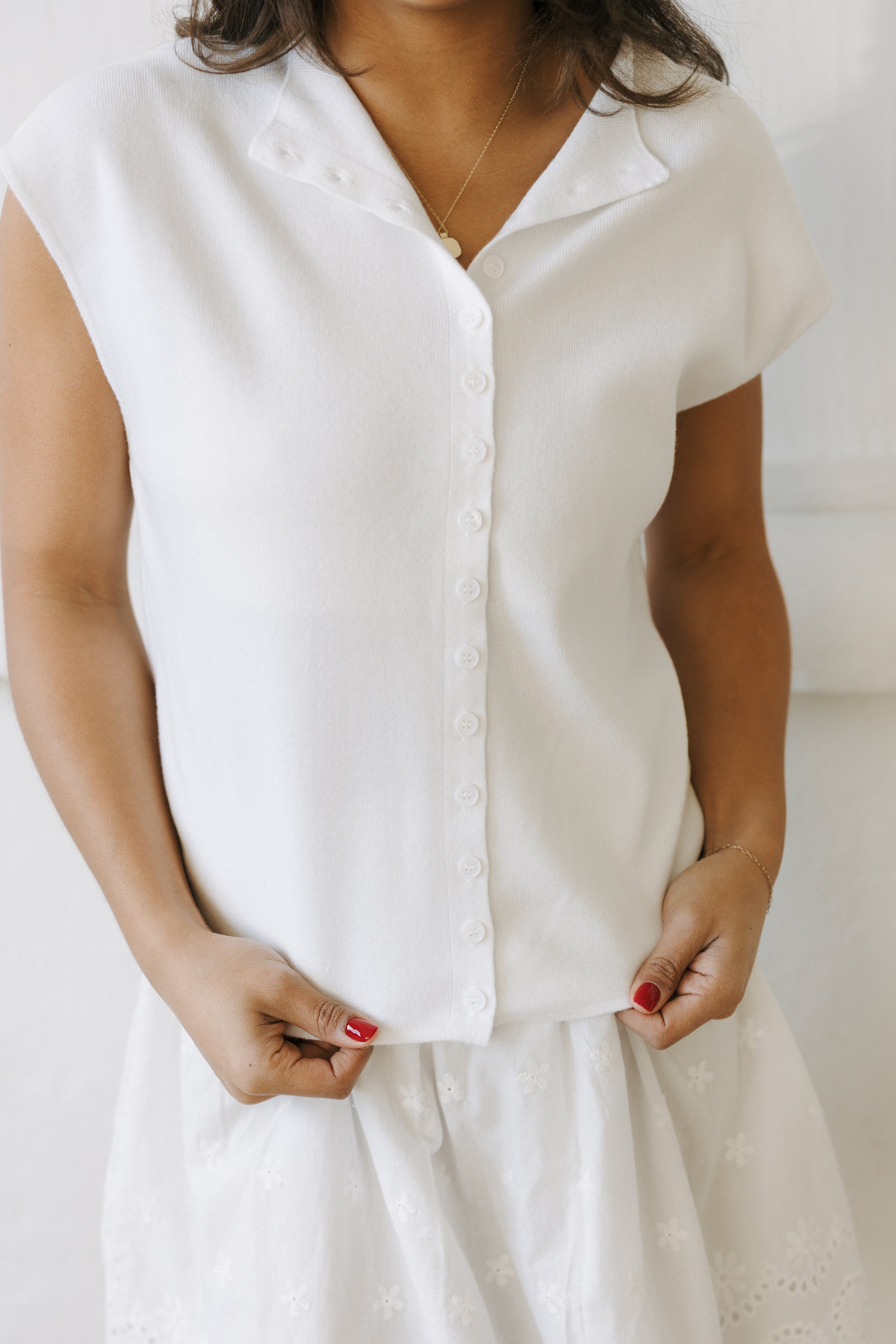 WHITE BUTTON-UP CAP SLEEVE SWEATER