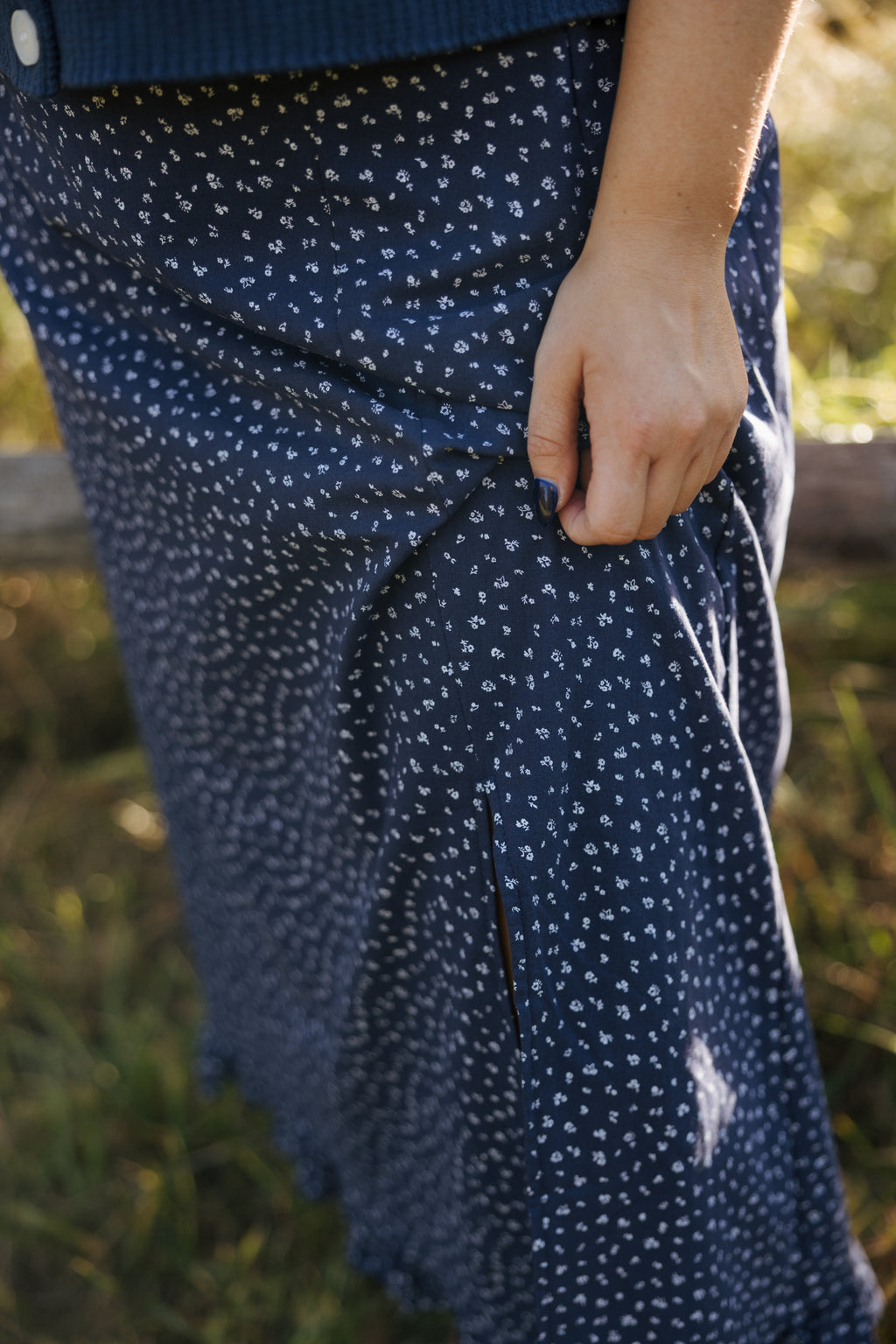 EILEE FLORAL MIDI SKIRT