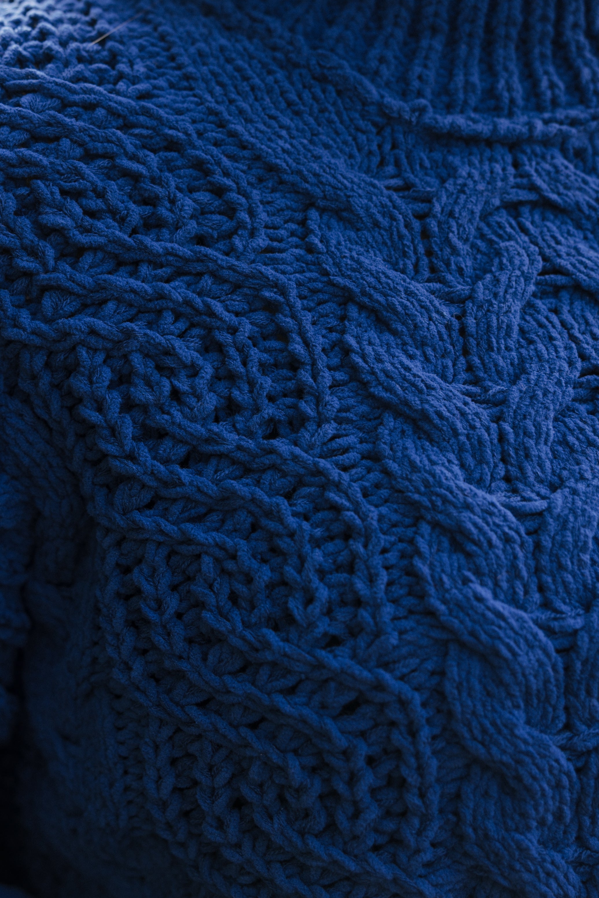 ARNOLD CABLE KNIT SWEATER